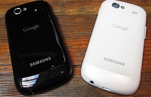Đập hộp điện thoại Google Nexus S màu trắng