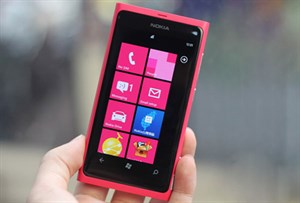 Lumia 800 và 710 sẽ bán tại VN ngày 9/4