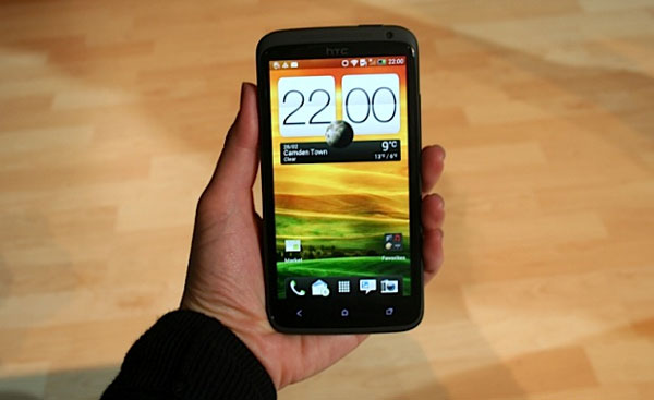 10 smartphone về VN tháng 4