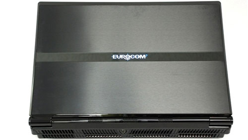 Laptop Eurocom trang bị chip 8 nhân Intel Xeon E5