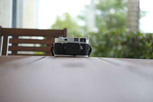 Fujifilm X-Pro1 đọ ảnh nhanh với Leica M9