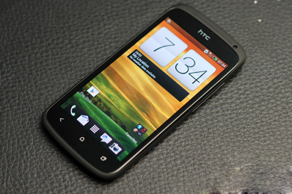 Ảnh thực tế HTC One S đầu tiên về VN