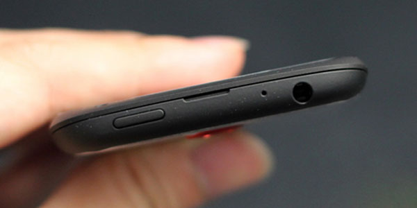 Ảnh thực tế HTC One S đầu tiên về VN