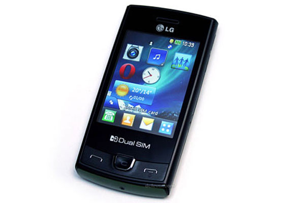 10 'dế' cảm ứng hai sim hấp dẫn tại VN