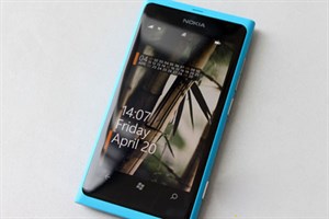 Đánh giá Nokia Lumia 800