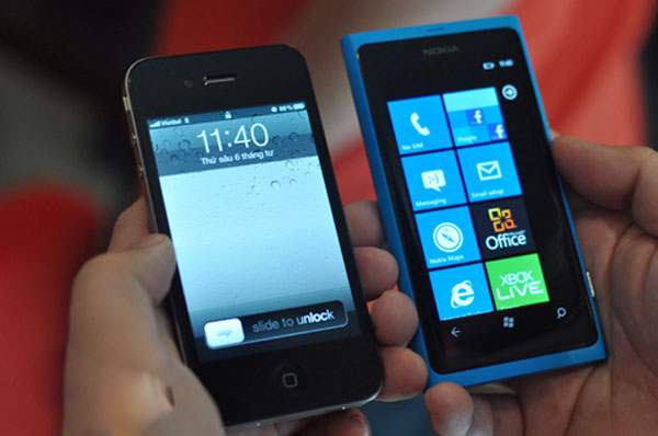 Đánh giá Nokia Lumia 800