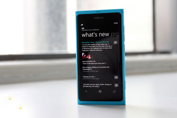 Đánh giá Nokia Lumia 800