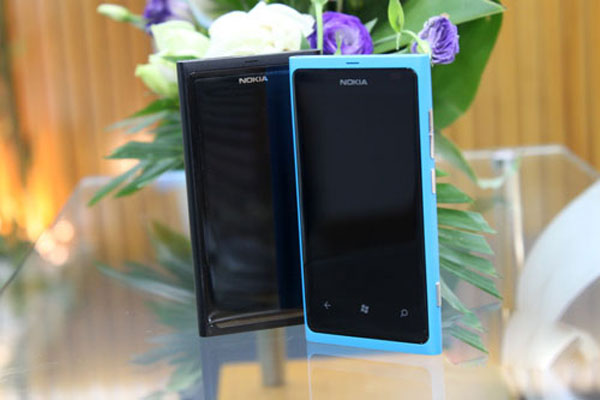 Đánh giá Nokia Lumia 800