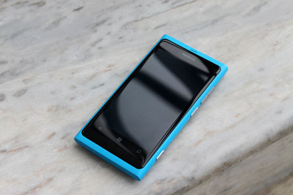 Đánh giá Nokia Lumia 800