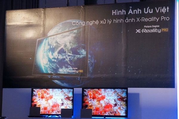 Sony ra mắt loạt sản phẩm TV Internet 2012