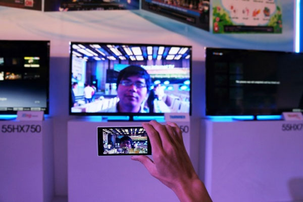 Sony ra mắt loạt sản phẩm TV Internet 2012