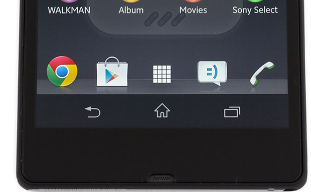 Xperia Z cũng có một loa tương tự phía dưới nhưng chưa ghi nhận trường hợp nứt màn hình nào bắt nguồn từ đây. Đi tìm nguyên nhân Xperia Z bị lỗi nứt màn hình