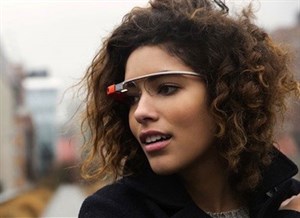 Google Glass có camera 5 "chấm", dung lượng 16 GB