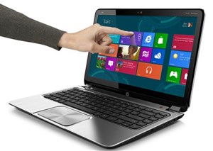 Laptop cảm ứng chạy Windows 8 chỉ còn 200 USD