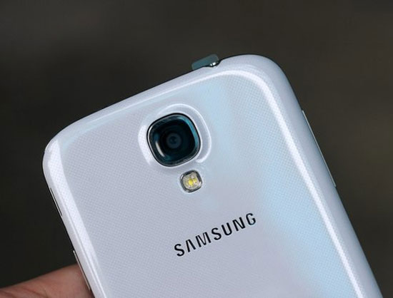 Ảnh "mở hộp" Galaxy S4 chính hãng tại Việt Nam