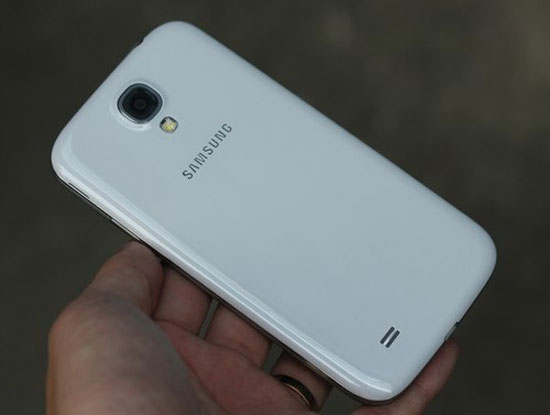 Ảnh "mở hộp" Galaxy S4 chính hãng tại Việt Nam