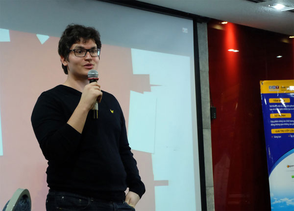 Hàng trăm người dùng thử kính tỷ đô Oculus tại Việt Nam Hàng trăm người dùng thử kính tỷ đô Oculus tại Việt Nam