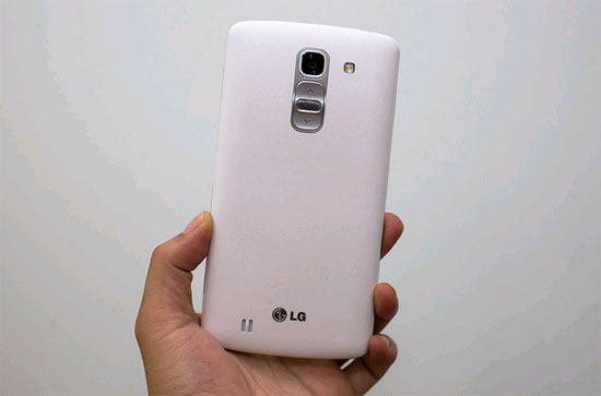 Camera sau của LG G Pro 2 LG G Pro 2 chính hãng về Việt Nam giá 16 triệu đồng