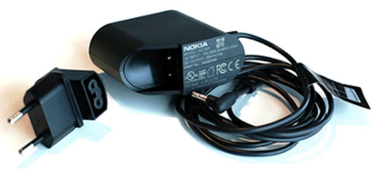 Bộ sạc nguy hiểm của Lumia 2520 Nokia ngừng bán Lumia 2520 khẩn cấp vì lỗi nguy hiểm