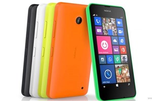 Nokia thuê cầu thủ đá bay điện thoại của người dùng