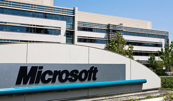 Doanh số Windows tốt nhưng lợi nhuận Microsoft vẫn giảm