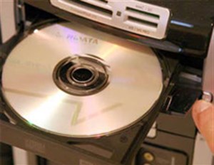 Chip gài trên đĩa DVD chống nạn 'chôm chỉa'