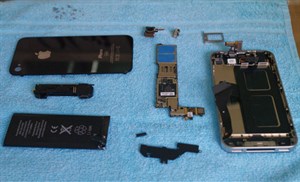 'Mổ bụng' iPhone 4G tại Việt Nam