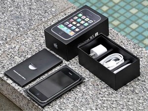 iPhone 3GS chỉ còn 97 USD