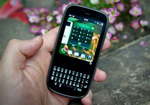 Palm Pixi Plus bản GSM 