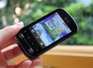 'Dế' Android 2.2 giá rẻ sắp về VN của LG