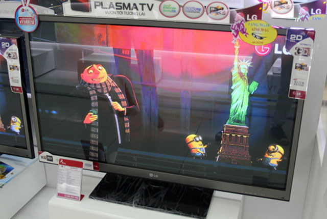 Hai mẫu TV Plasma 3D LG mới về VN