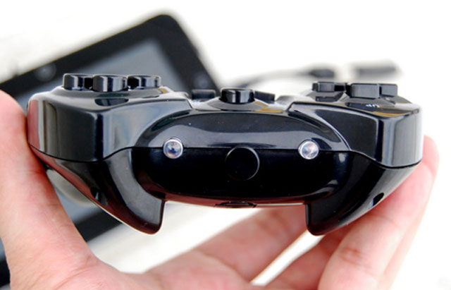 Tay cầm chơi game cổ điển cho tablet PC