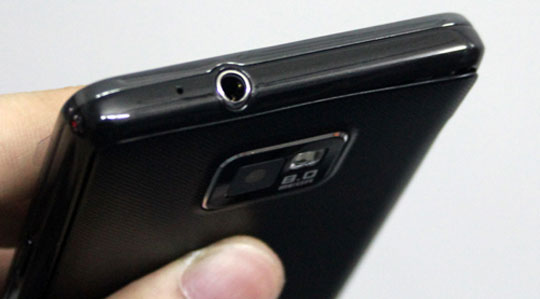 Galaxy S II 'xách tay' giá 16,8 triệu đồng