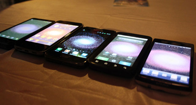 Bộ ba di động lõi kép hội ngộ ở Hà Nội