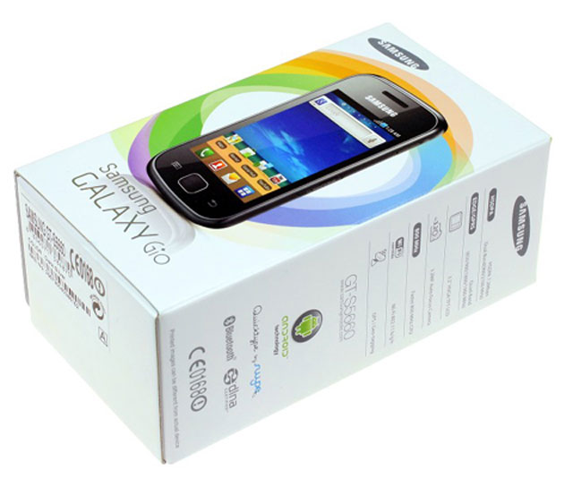 'Đập hộp' Galaxy Gio giá 5,5 triệu