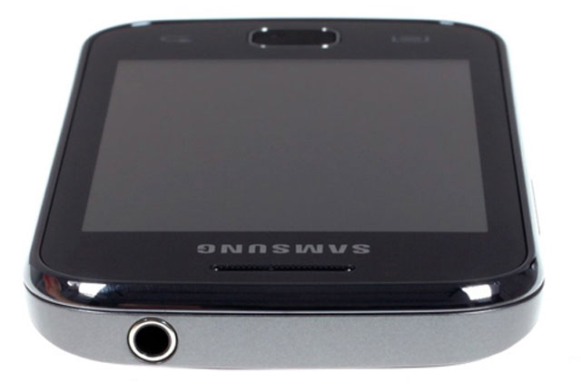 'Đập hộp' Galaxy Gio giá 5,5 triệu