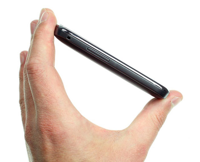 'Đập hộp' Galaxy Gio giá 5,5 triệu