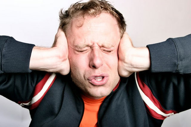 Những thói quen xấu cần tránh khi sử dụng điện thoại di động (P2)