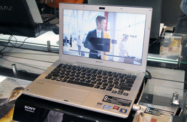 Đẳng cấp doanh nhân Vaio S 2011