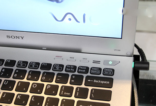 Đẳng cấp doanh nhân Vaio S 2011