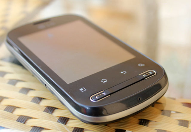 Đánh giá LG Optimus Me P350