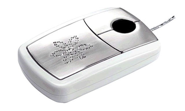 Những phụ kiện hi-tech phô trương của giới nhà giàu