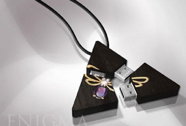 Những phụ kiện hi-tech phô trương của giới nhà giàu