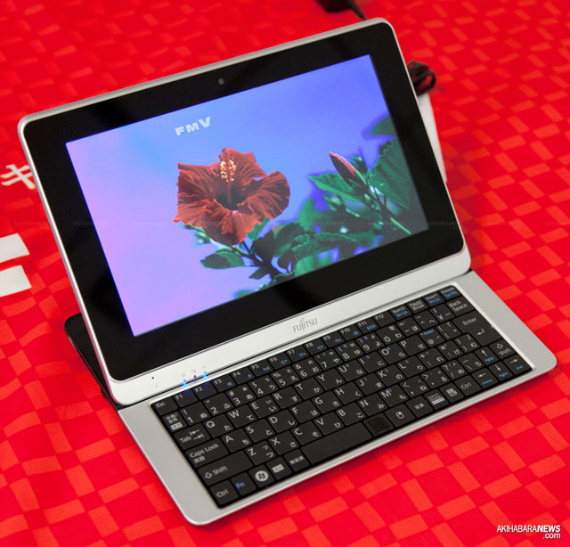 Máy tính bảng Fujitsu TH Series với bàn phím trượt