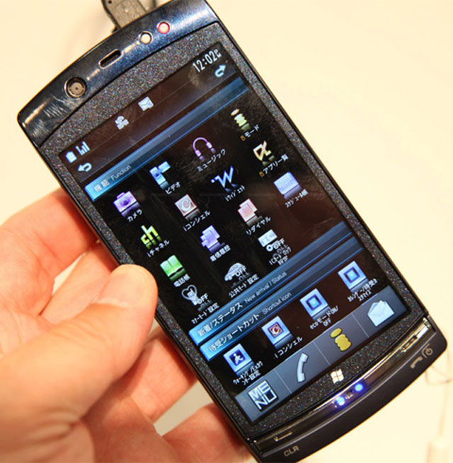 Điện thoại chạy Windows 7 lẫn Symbian ra mắt