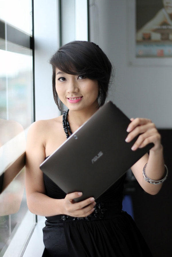 Asus Transformer chính hãng giá 11 triệu