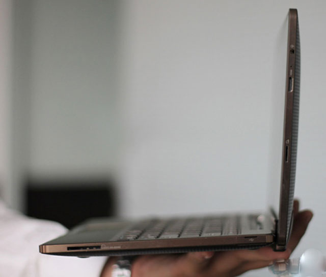 Asus Transformer chính hãng giá 11 triệu