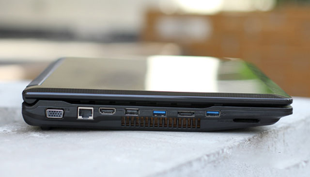 Sager NP5160, 'hàng khủng' giá tốt