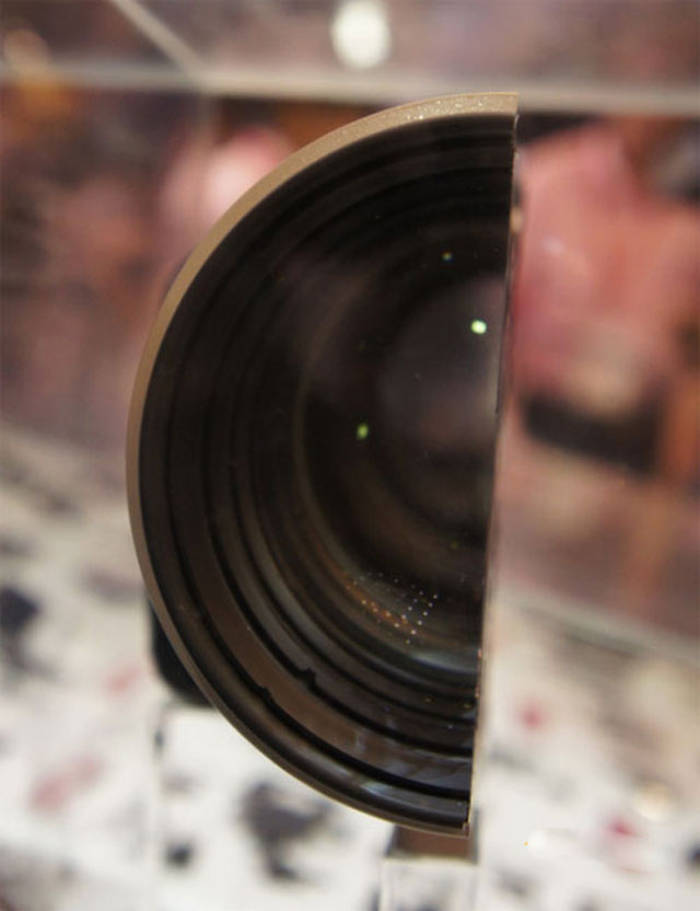 Xem nội thất ống kính Canon EF 200mm và 1D Mark IV