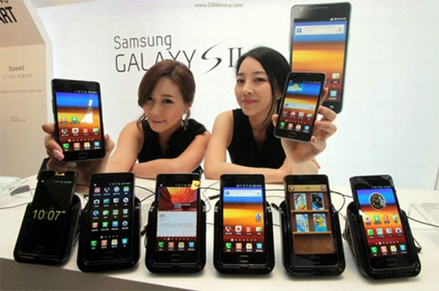 HTC Sensation "đối đầu" Samsung Galaxy SII